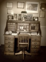 Grandpa\'s Desk  By mrsnikkisixx